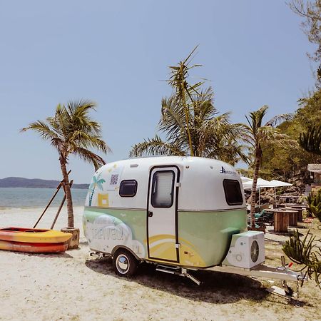 Langkawi Pantai Cenang - Private Beach Glamping Experience Luaran gambar
