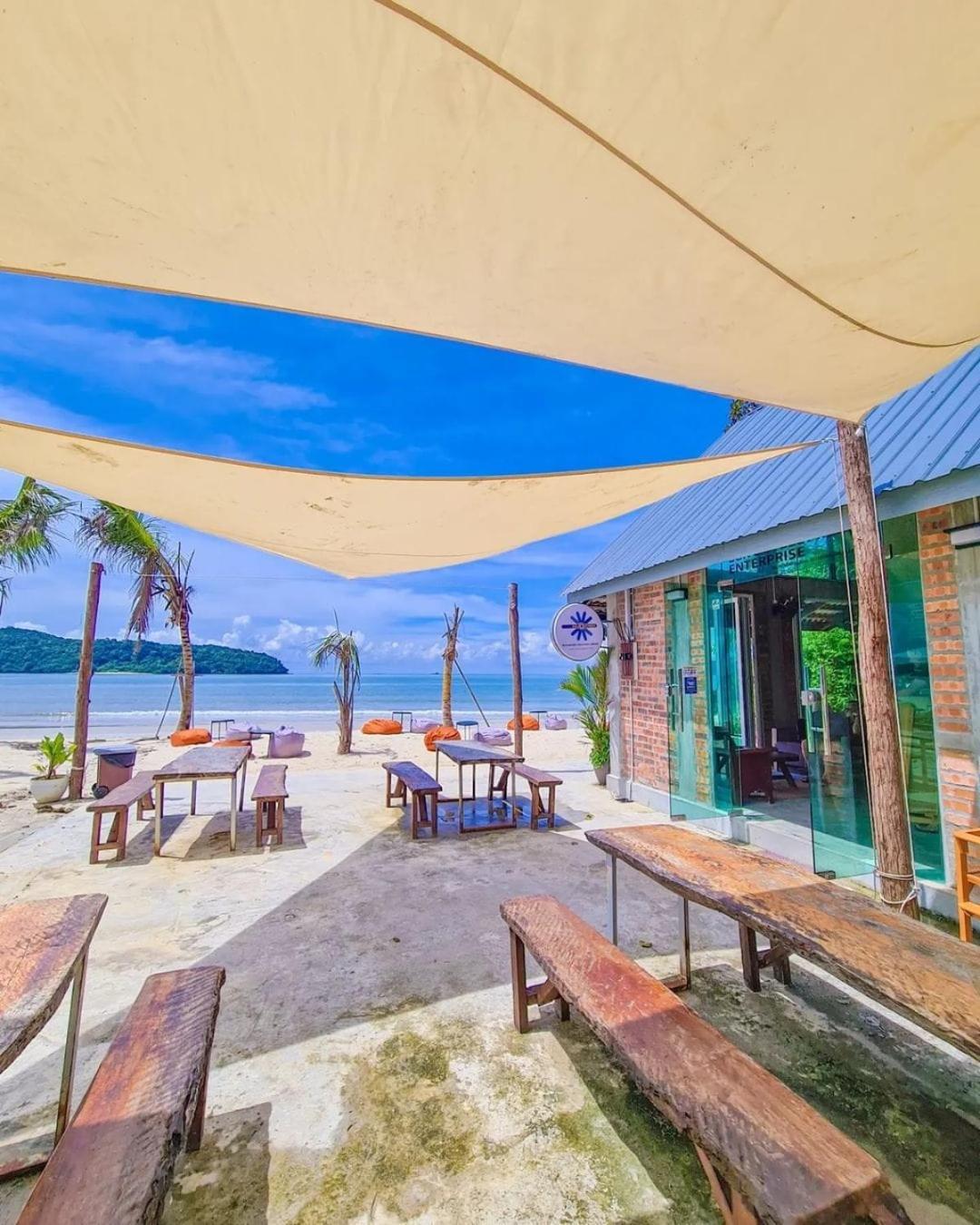 Langkawi Pantai Cenang - Private Beach Glamping Experience Luaran gambar